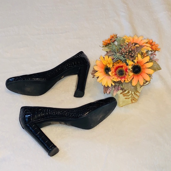 Prada Shoes - NIB Prada Crocodile heels